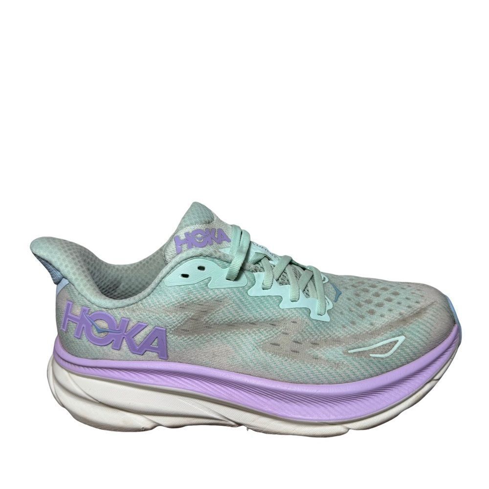 Hoka Women's Clifton 9 Athletic Shoes in Mint and Lavender size 8.5 B